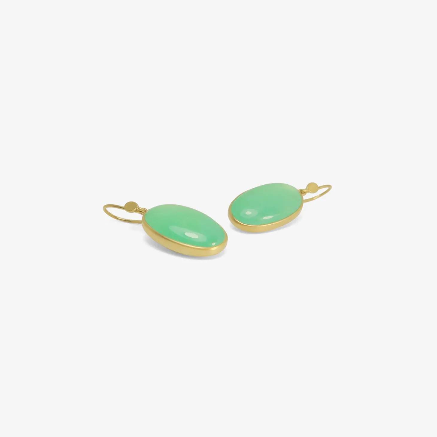 18k & brazilian chrysoprase oval drop earrings, 18.57ct