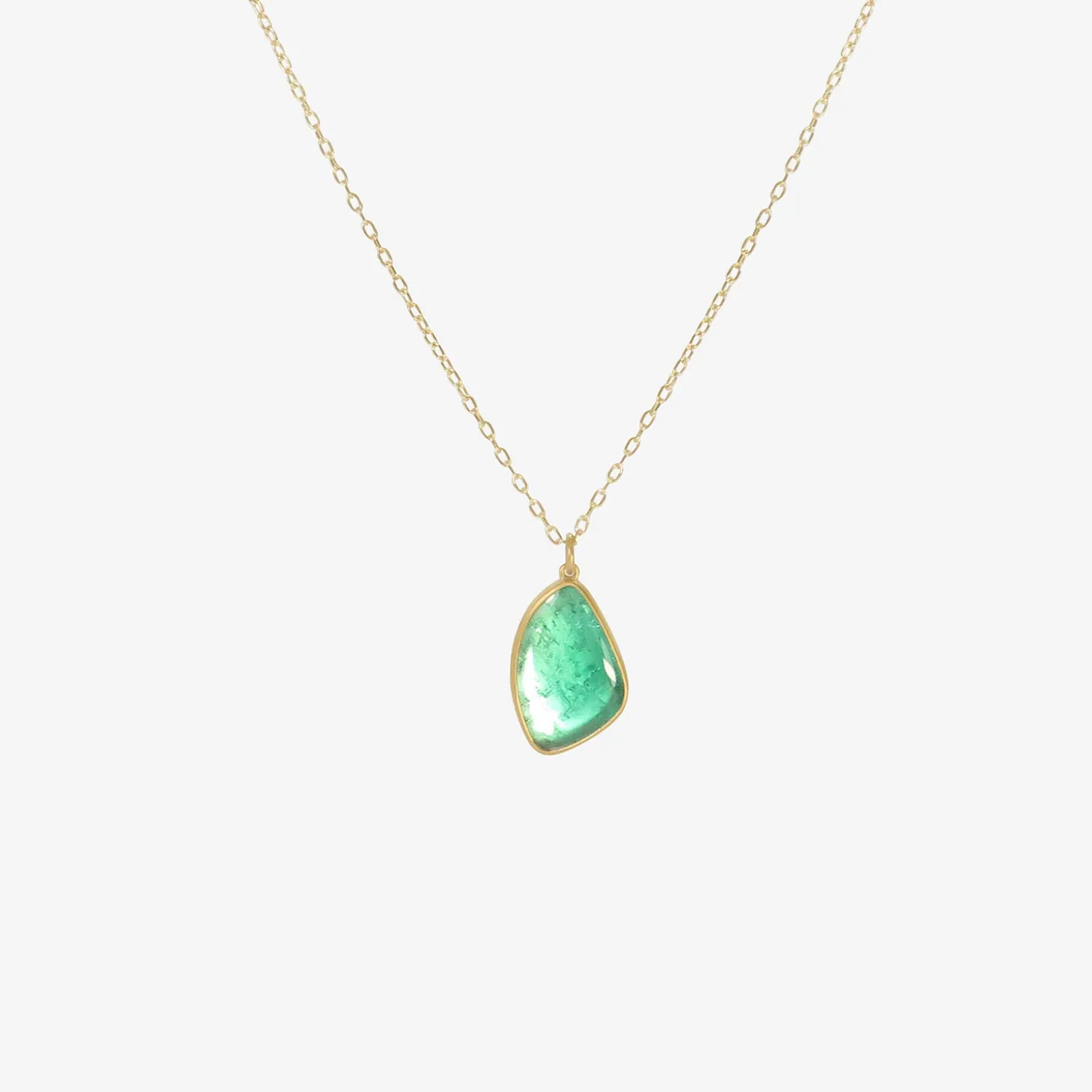 22k & colombian emerald pebble pendant, 7.24ct