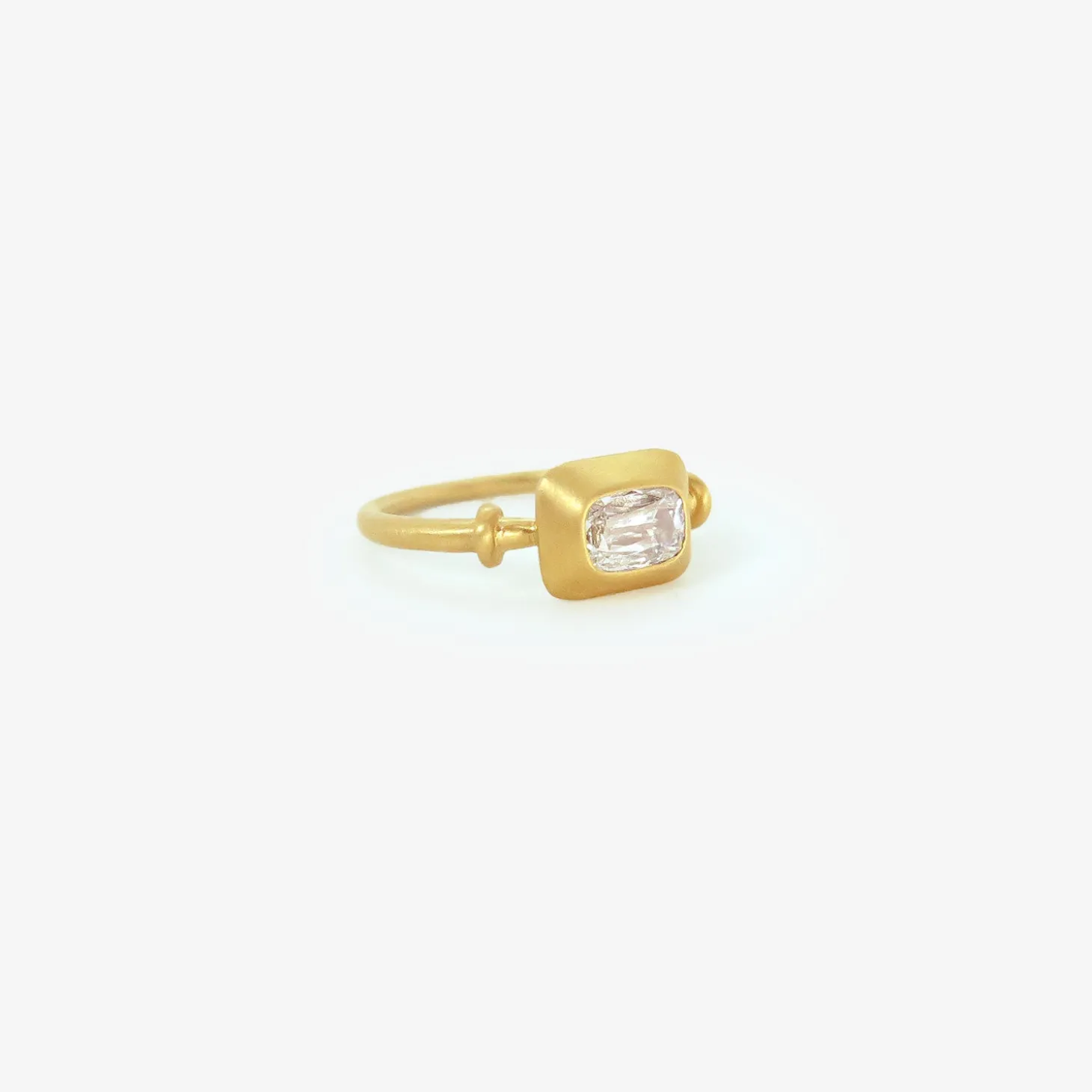 22k & cushion-cut diamond small capsa ring, .41ct
