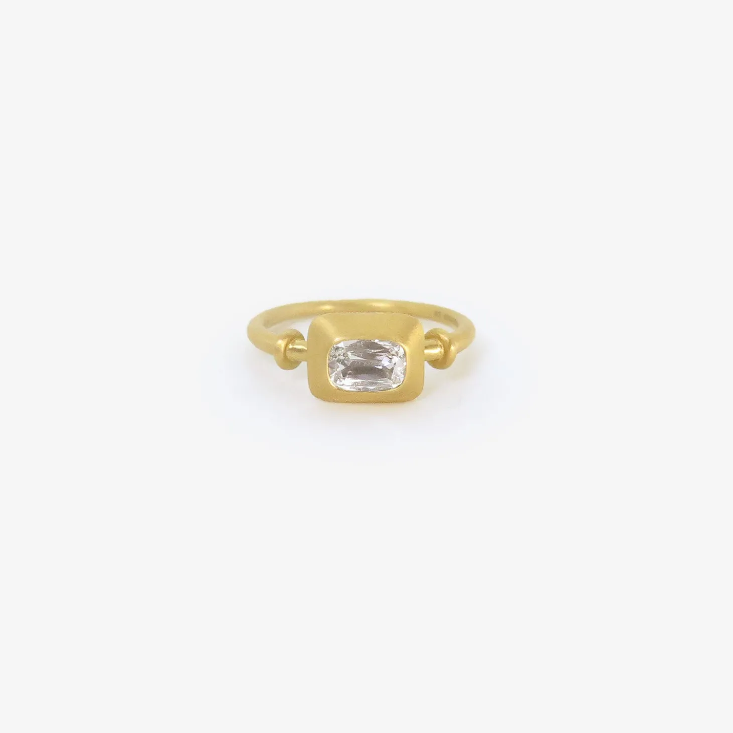22k & cushion-cut diamond small capsa ring, .41ct