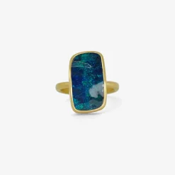 22k & cushion-shaped boulder opal ring, 10.32ct