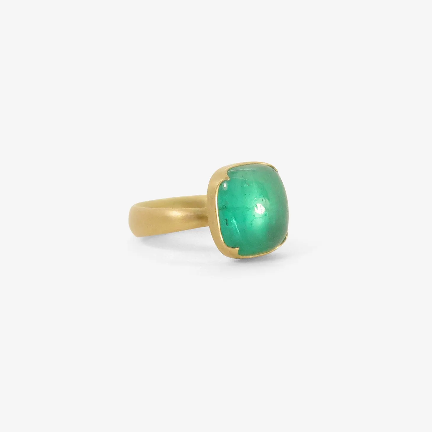 18k & cushion-shaped colombian emerald ring, 6ct