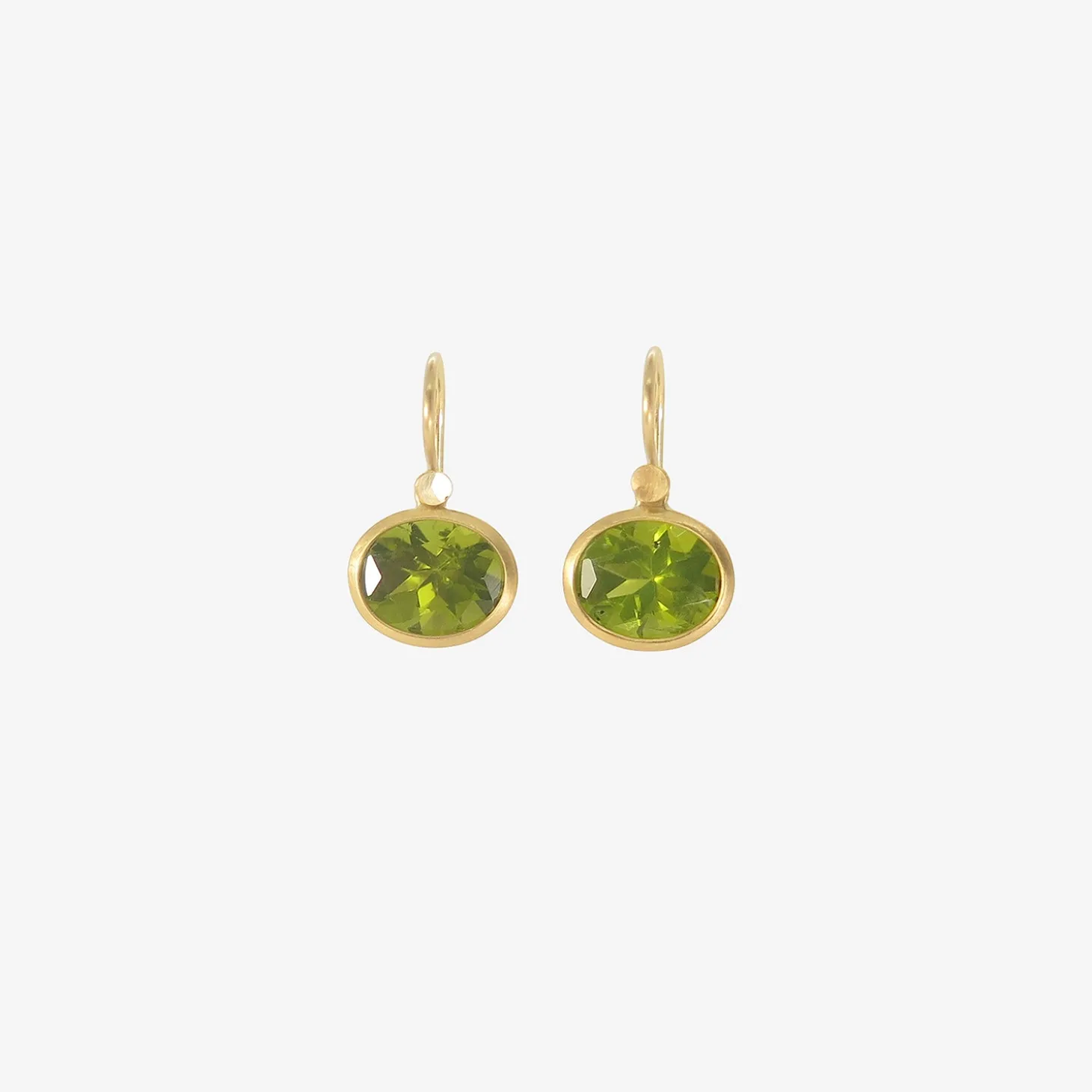 18k & faceted oval peridot drop earrings, 7.42ct