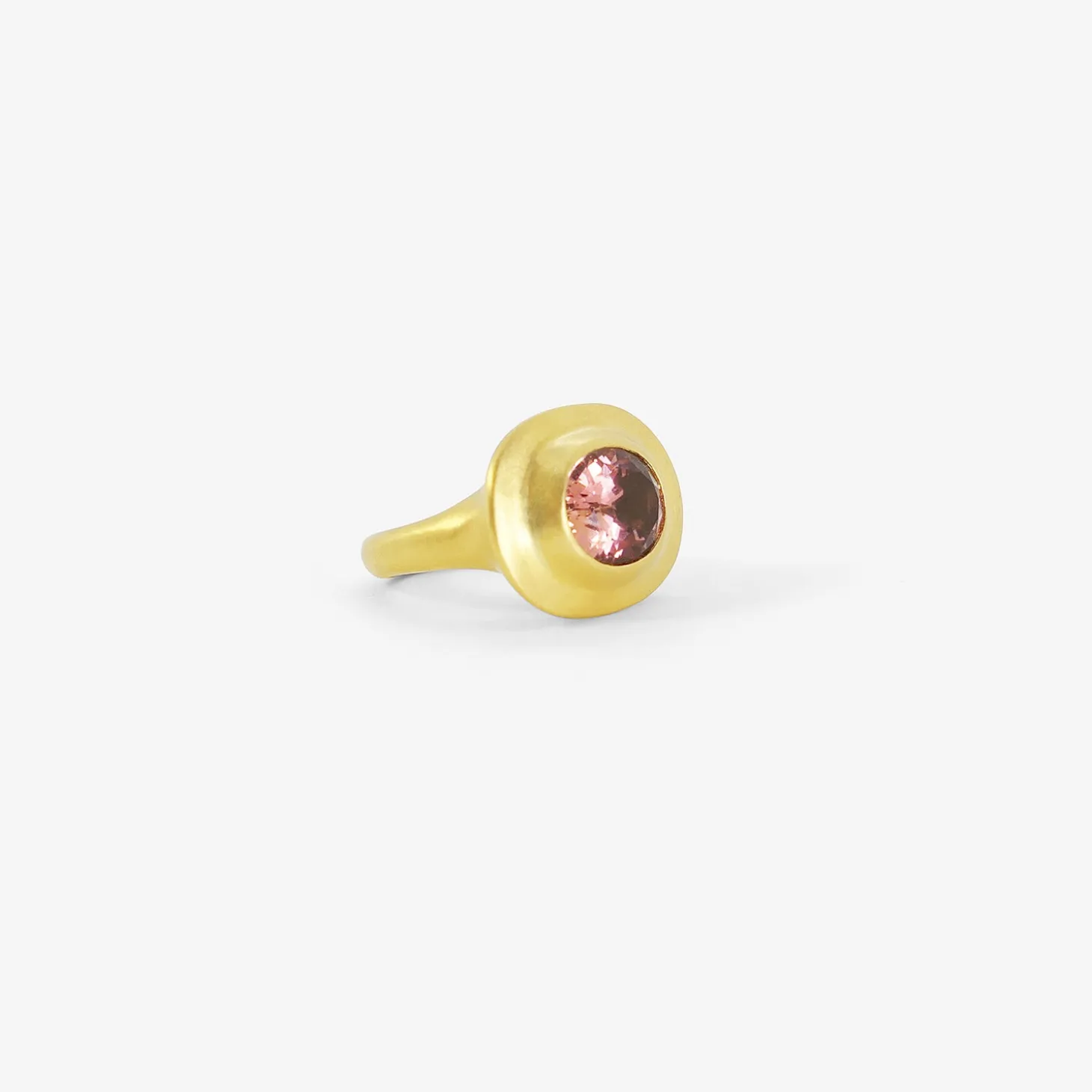 22k & faceted peach tourmaline masona ring, 4.52ct
