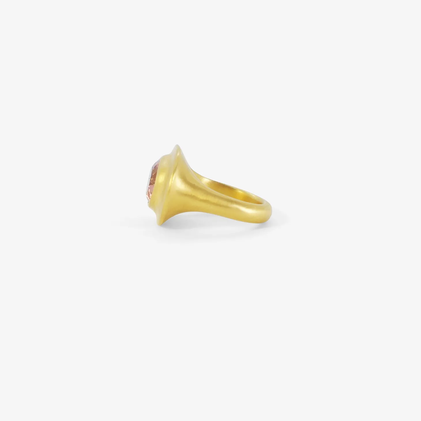 22k & faceted peach tourmaline masona ring, 4.52ct