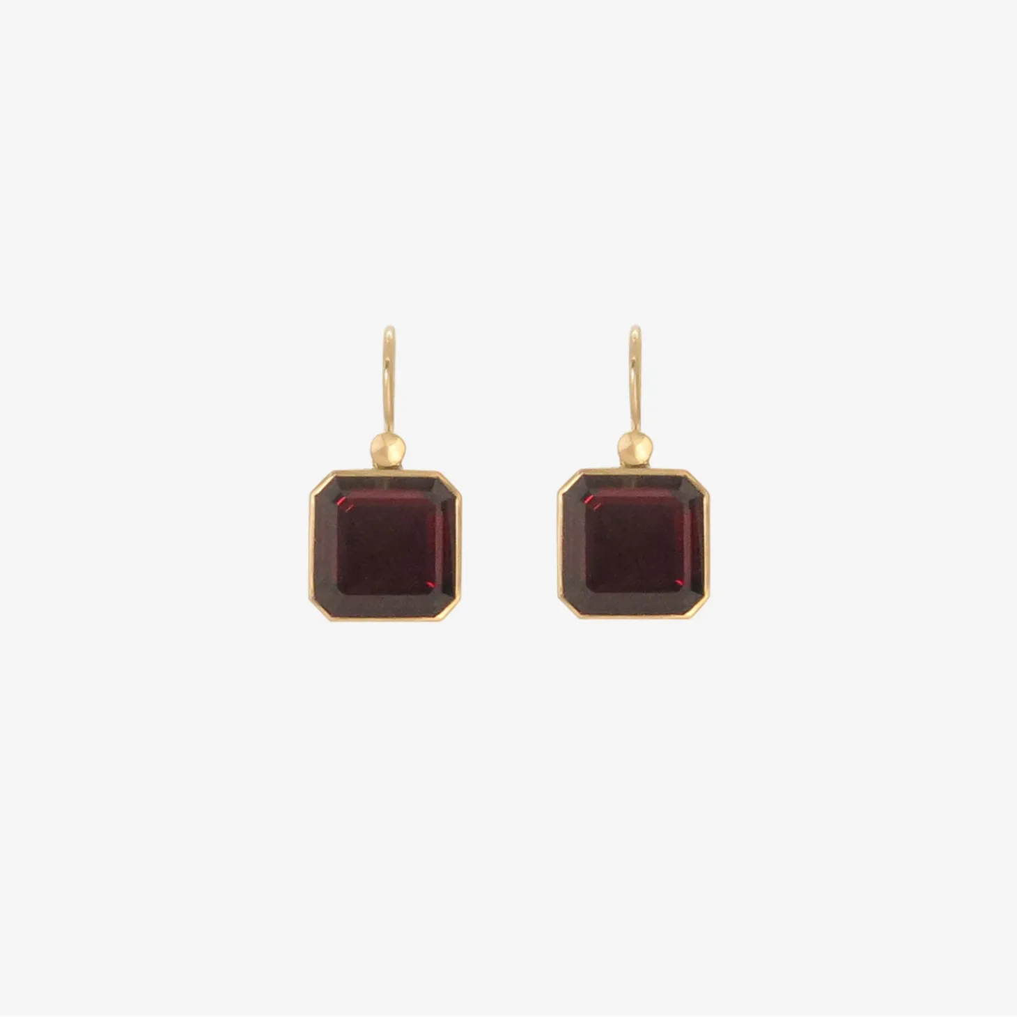 18k & garnet cube drop earrings, 13.22ct