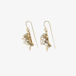 10k & grey pearl bug cluster earrings