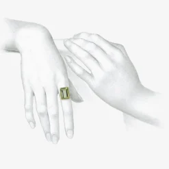 18k & large emerald-cut green beryl ring