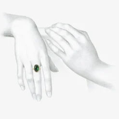 18k & large oval blue green tourmaline ring, 9.7ct