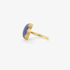 18k & large oval blue tanzanite ring