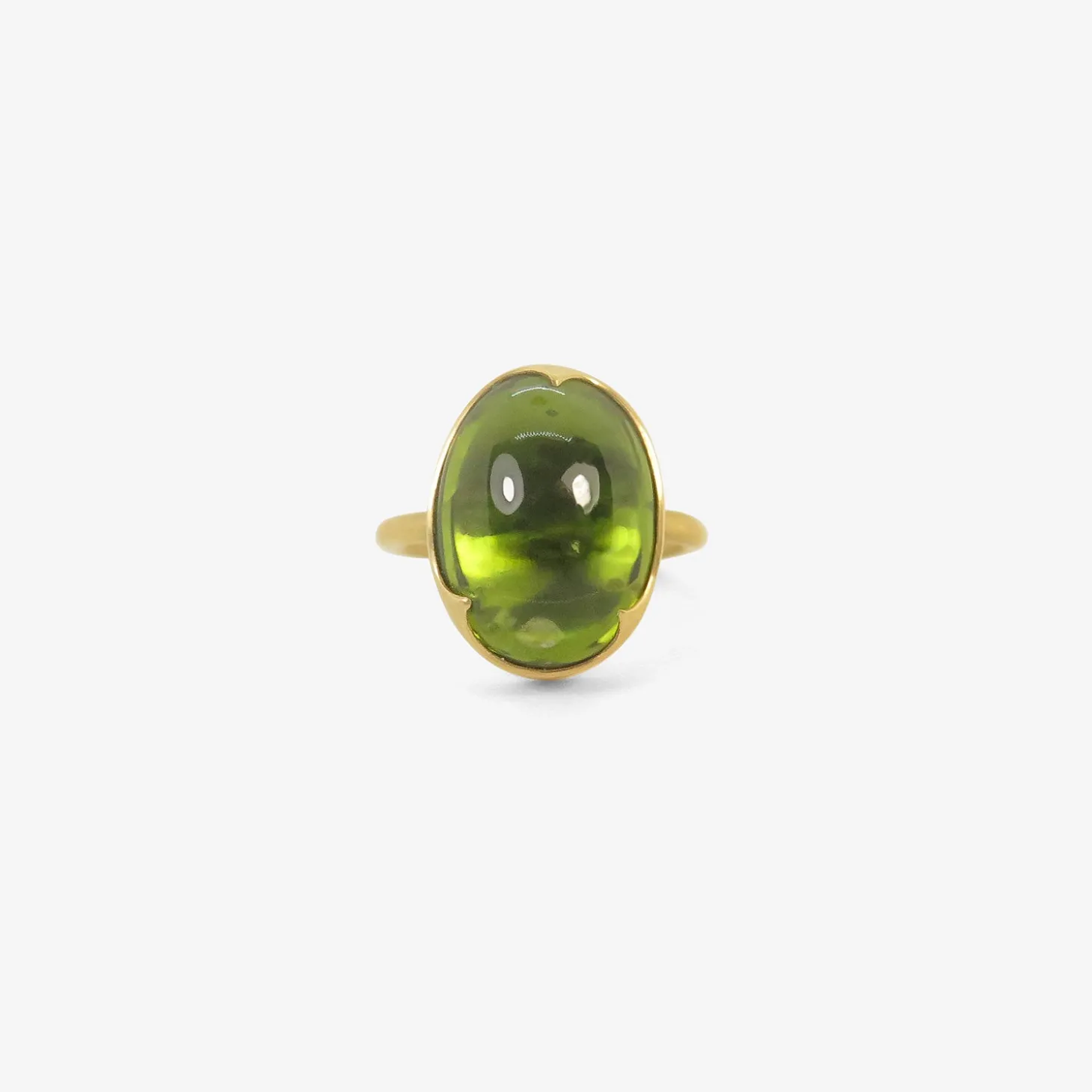 18k & large oval peridot ring, 12.32ct