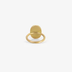 18k & large oval ruby ring, 6.22ct