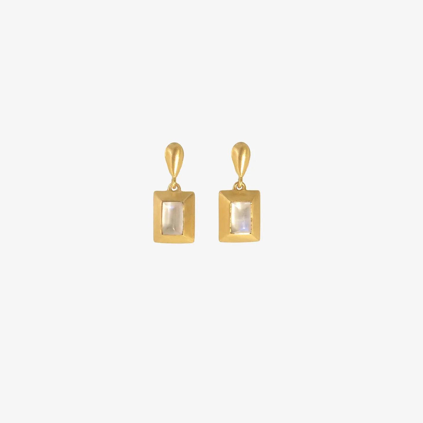 22k & moonstone sugarloaf capsa dangle earrings
