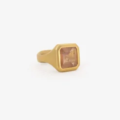 22k & octagonal peach sapphire ring, 6.33ct
