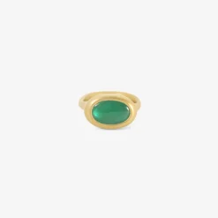 22k & oval buff-top colombian emerald ring, 2.98ct