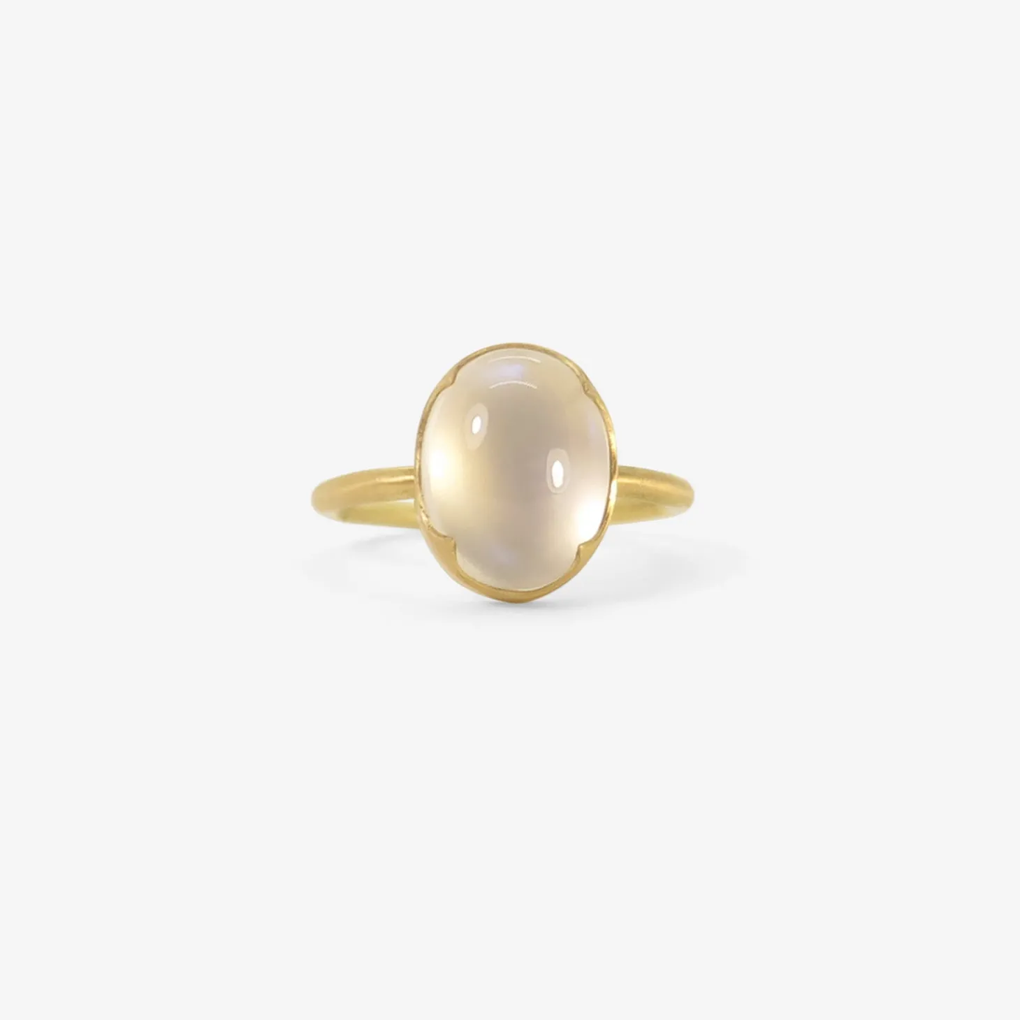 18k & oval fine moonstone ring