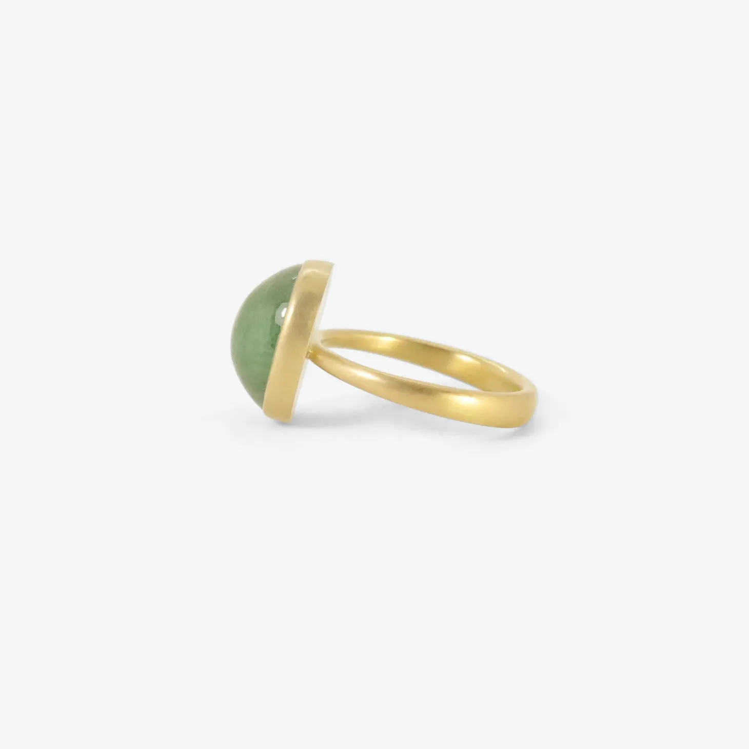 18k & oval pale green tourmaline ring, 9.23ct