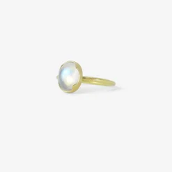 18k & oval rainbow moonstone ring