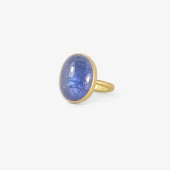 18k & oval tanzanite ring, 12.34ct