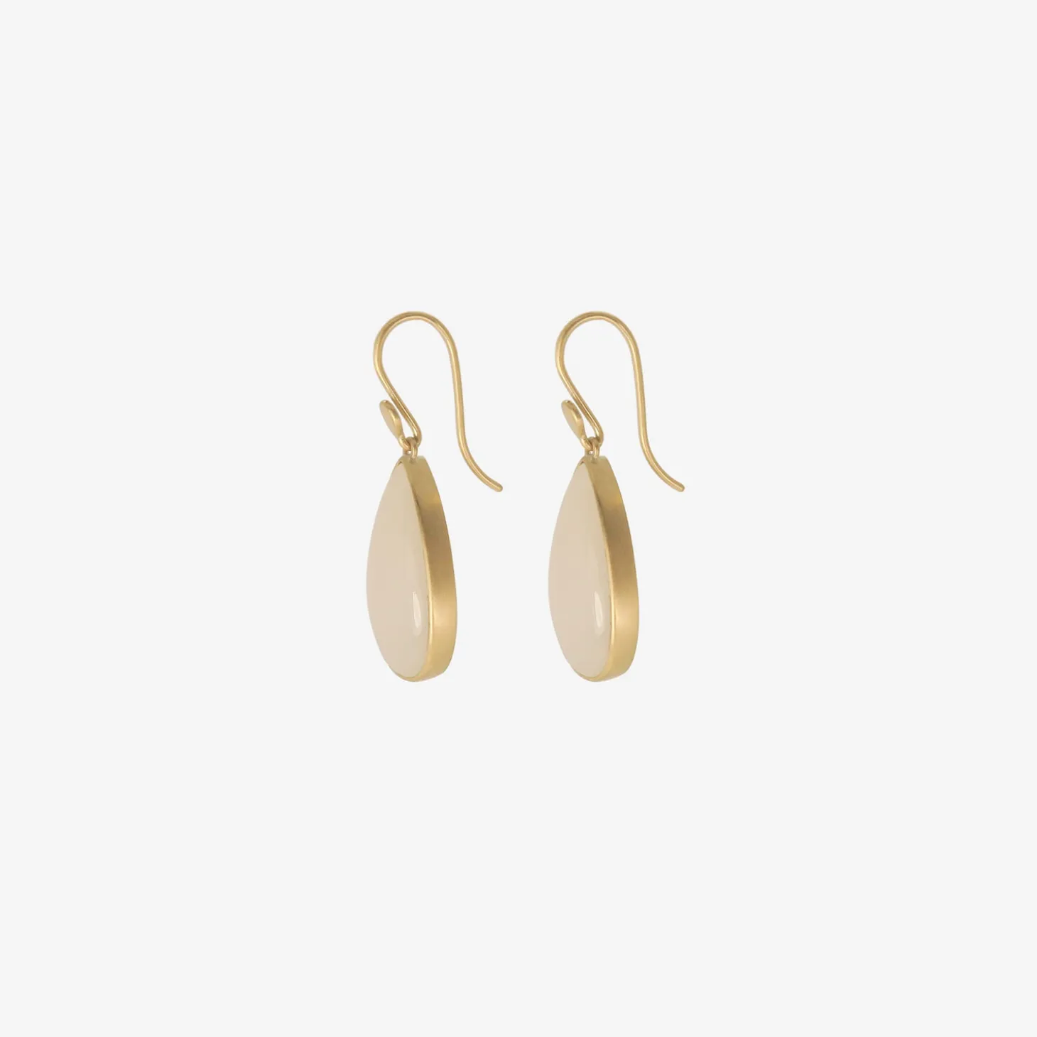18k & pear-shaped moonstone drop earrings, 15.88ct