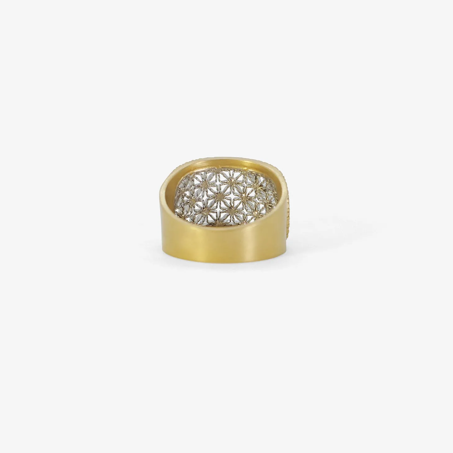 18k & platinum ellipse ring with champagne micro pavé diamonds