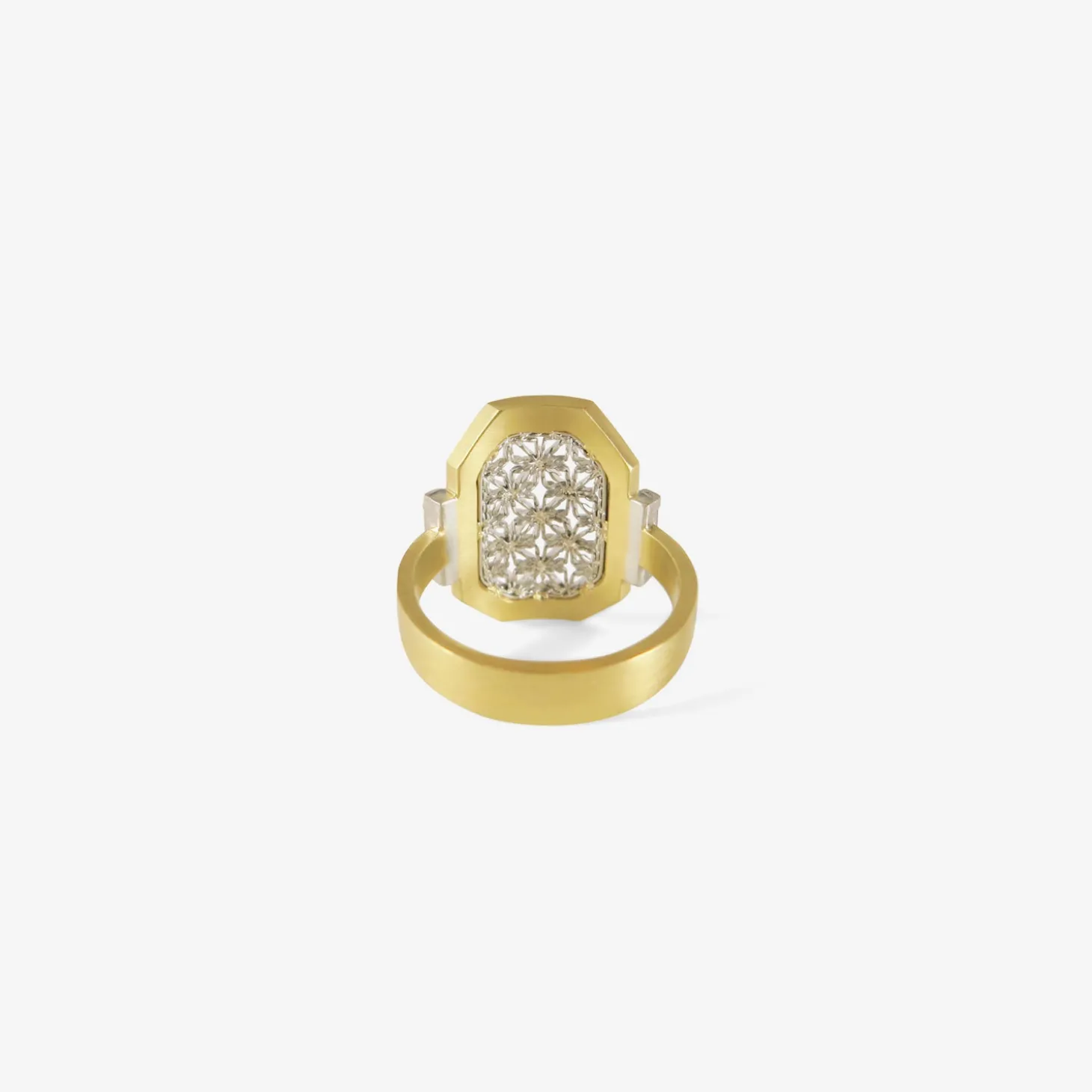 18k & platinum wide ring with diamonds
