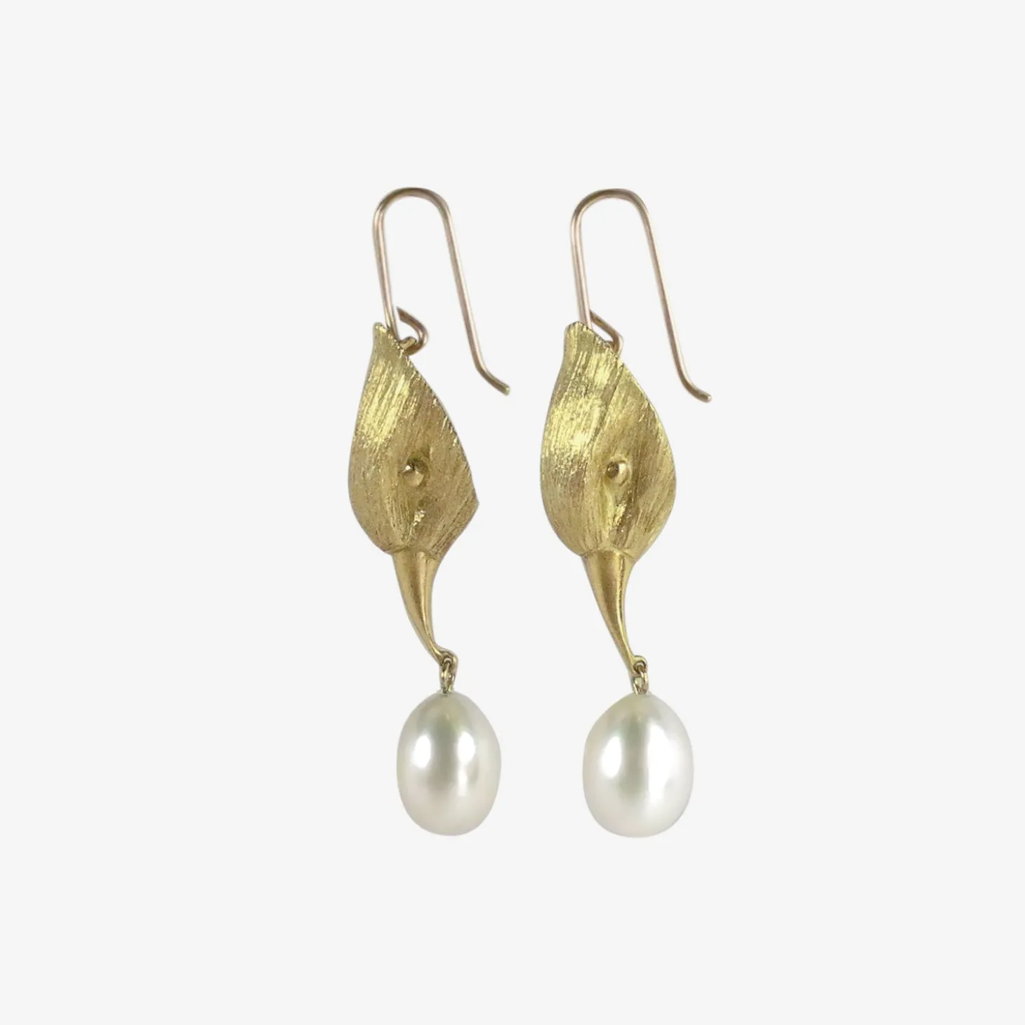 18k bird head earrings with pearl eggs