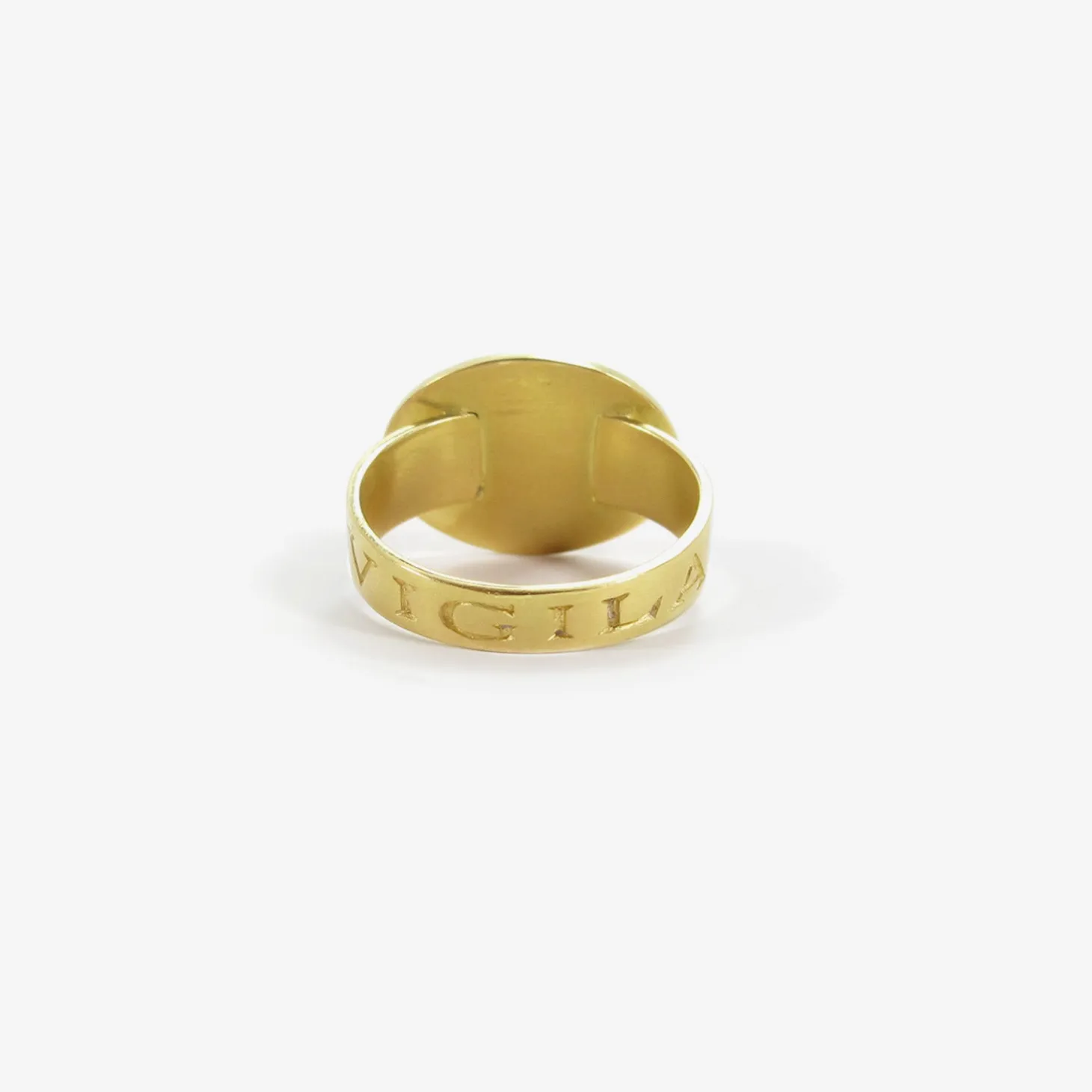 18k love token ring – “auscultare” – to listen