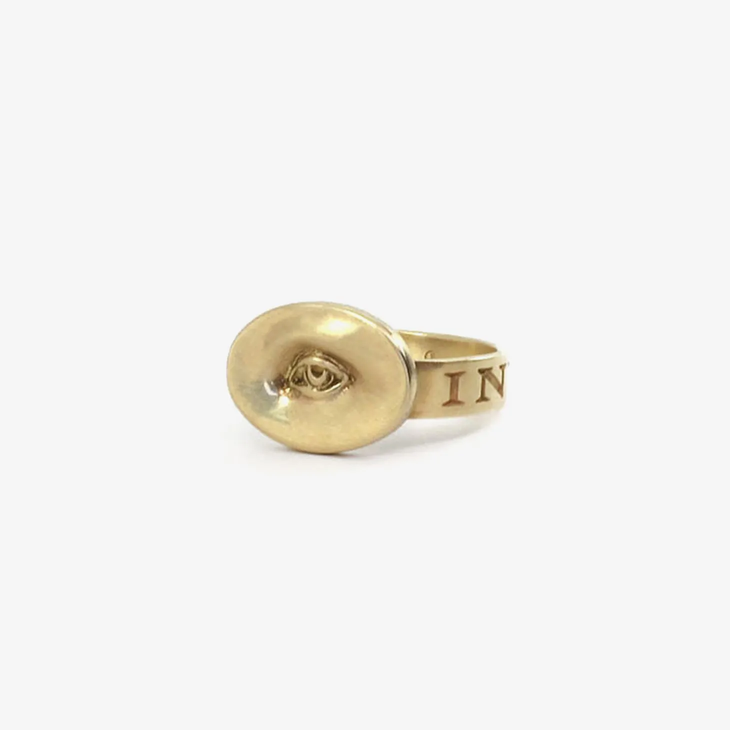 10k love token ring small eye – ‘invigilare’ – to watch over, size 6