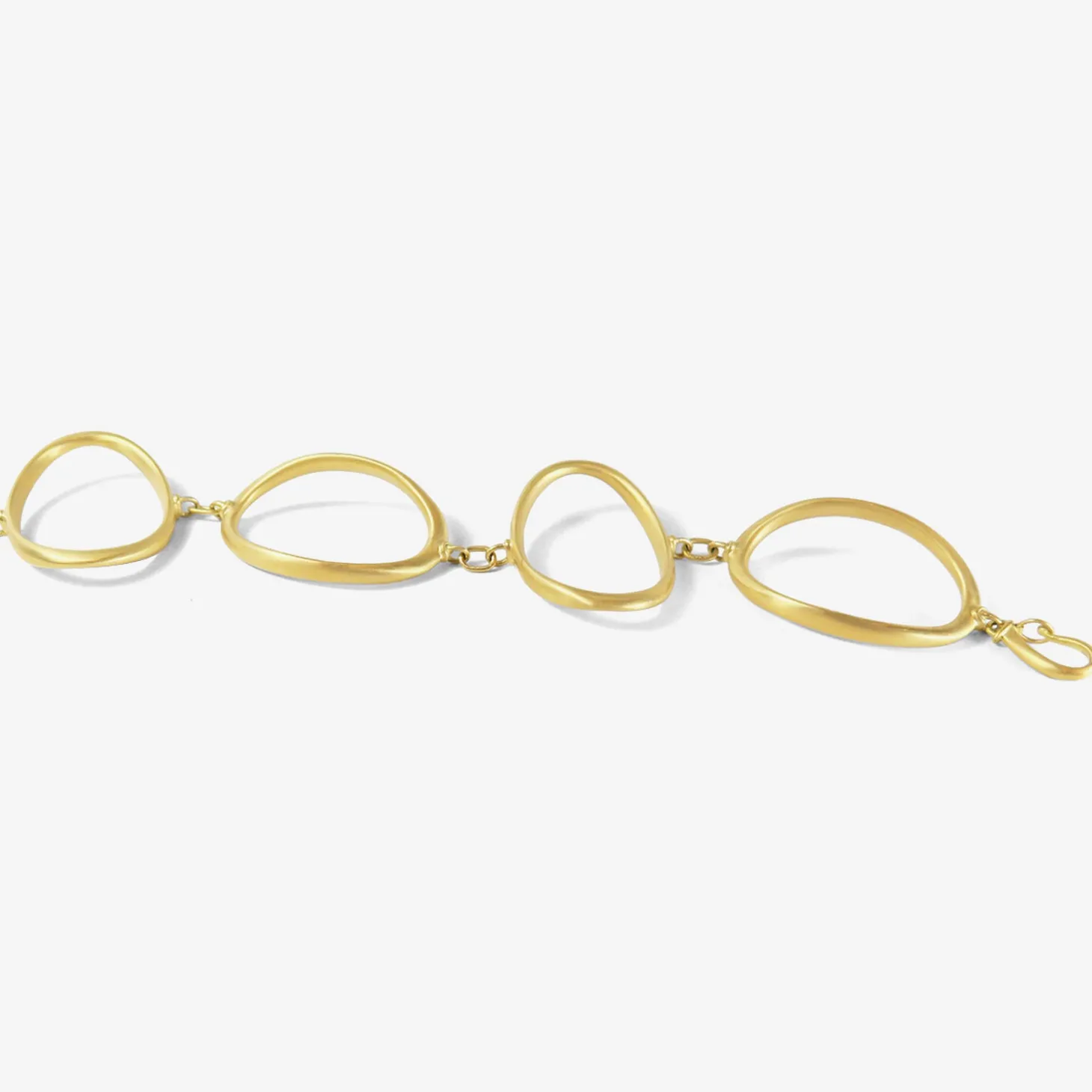 10k simple oval link bracelet