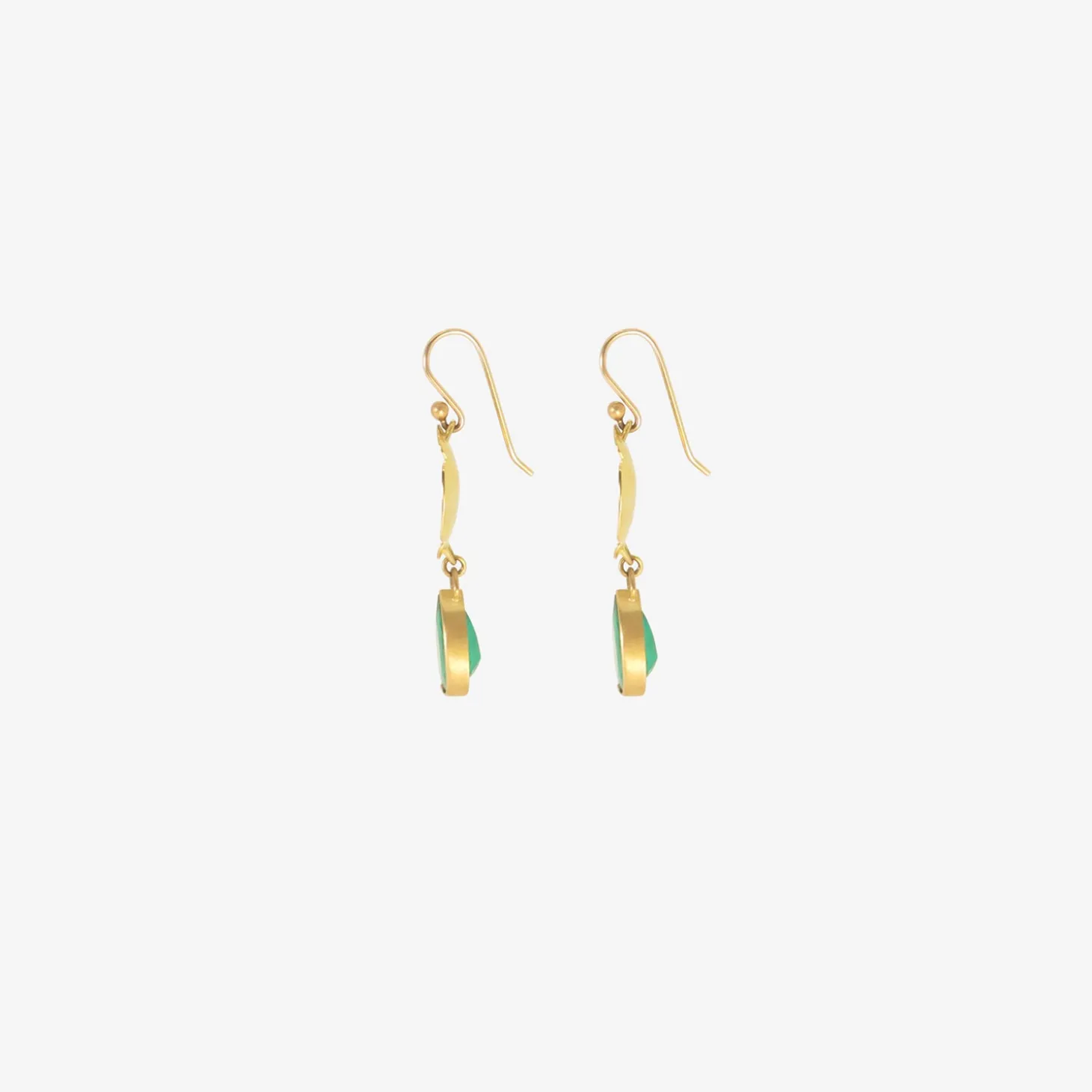 18k small oval scallop earrings with colombian emerald drops, 4ct