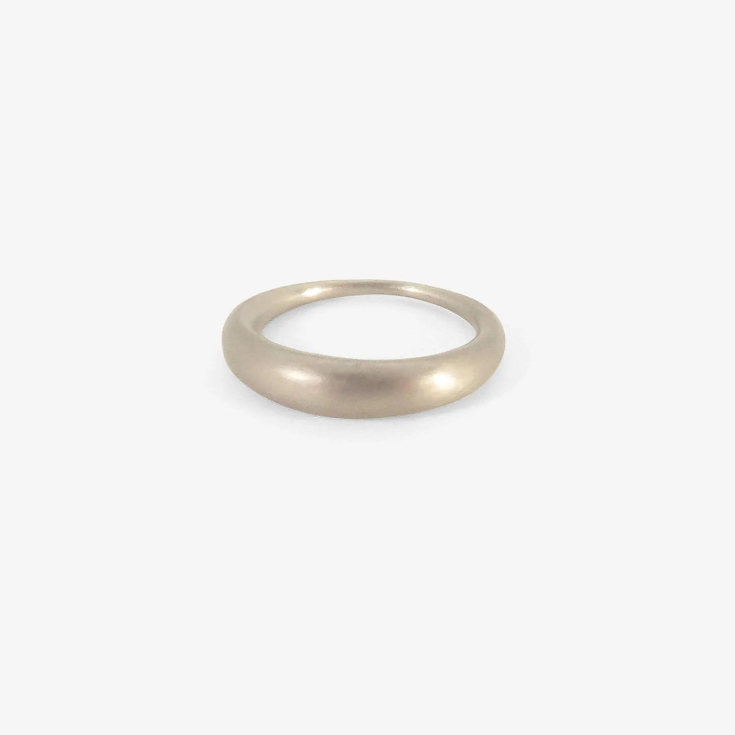 14k white gold ring, size 7