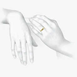 18k wide flat comfort band with platinum interior